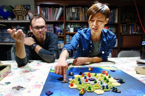 Survive, the Board Game Peter and Soyeon Gallo playing Survive